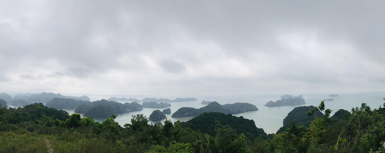 갓바군도(Cat Ba Island), 하이퐁(Hai Phong)