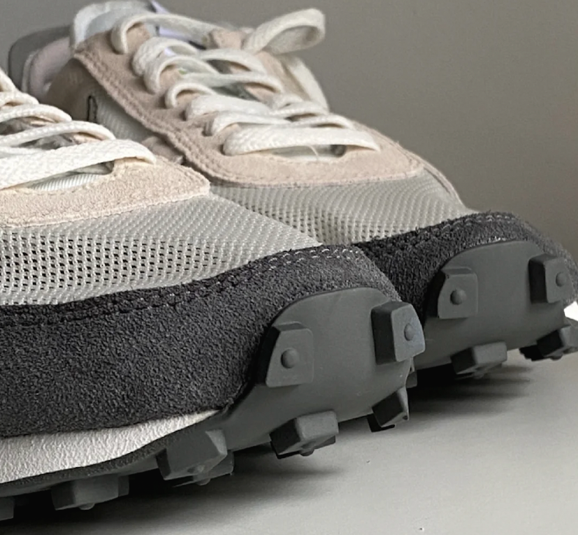 나이키 데이브레이크 신발 밑창 사진