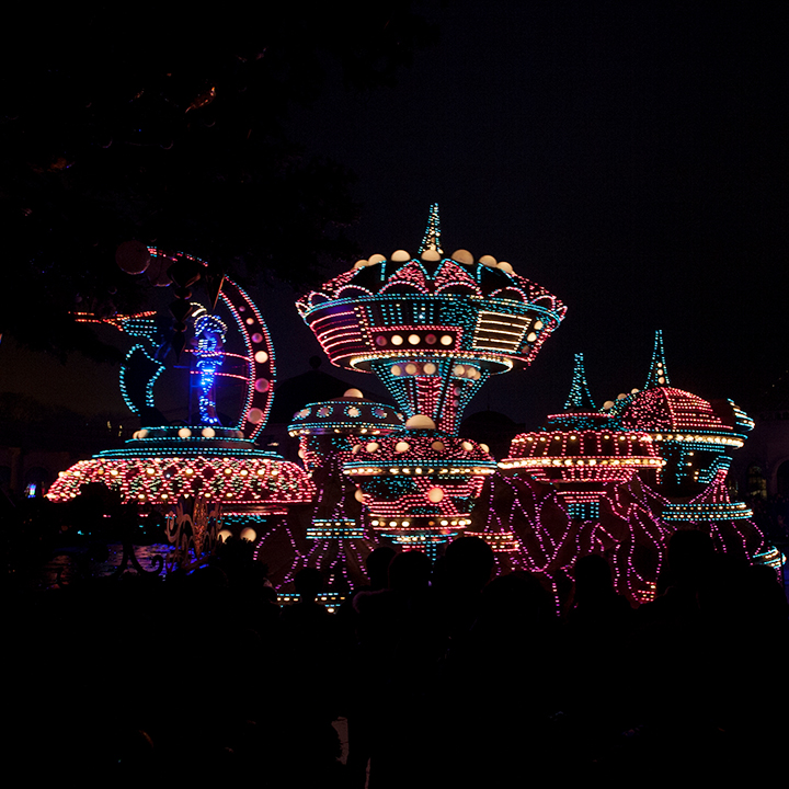 문라이트 퍼레이드