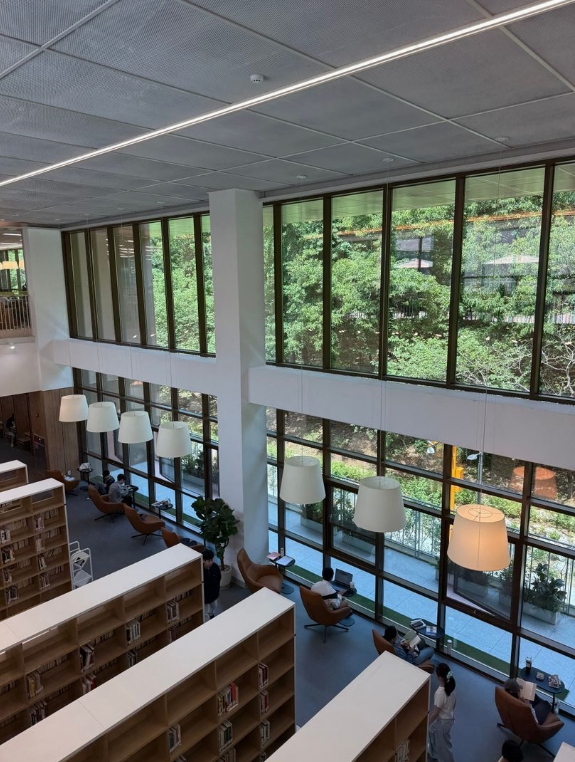 강동숲속도서관