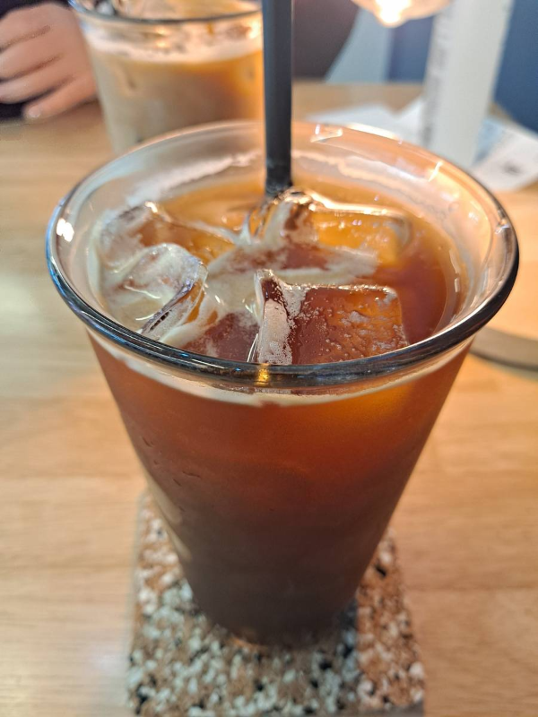 아이스 아메리카노 한잔