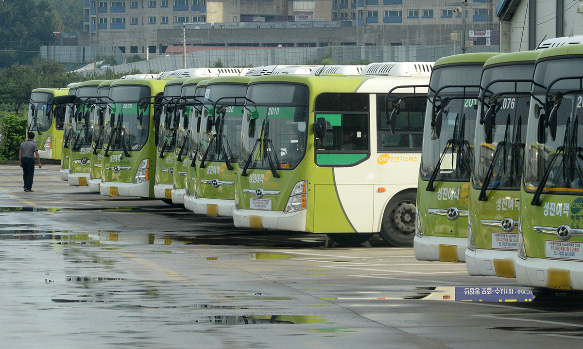 버스 차고지 사진