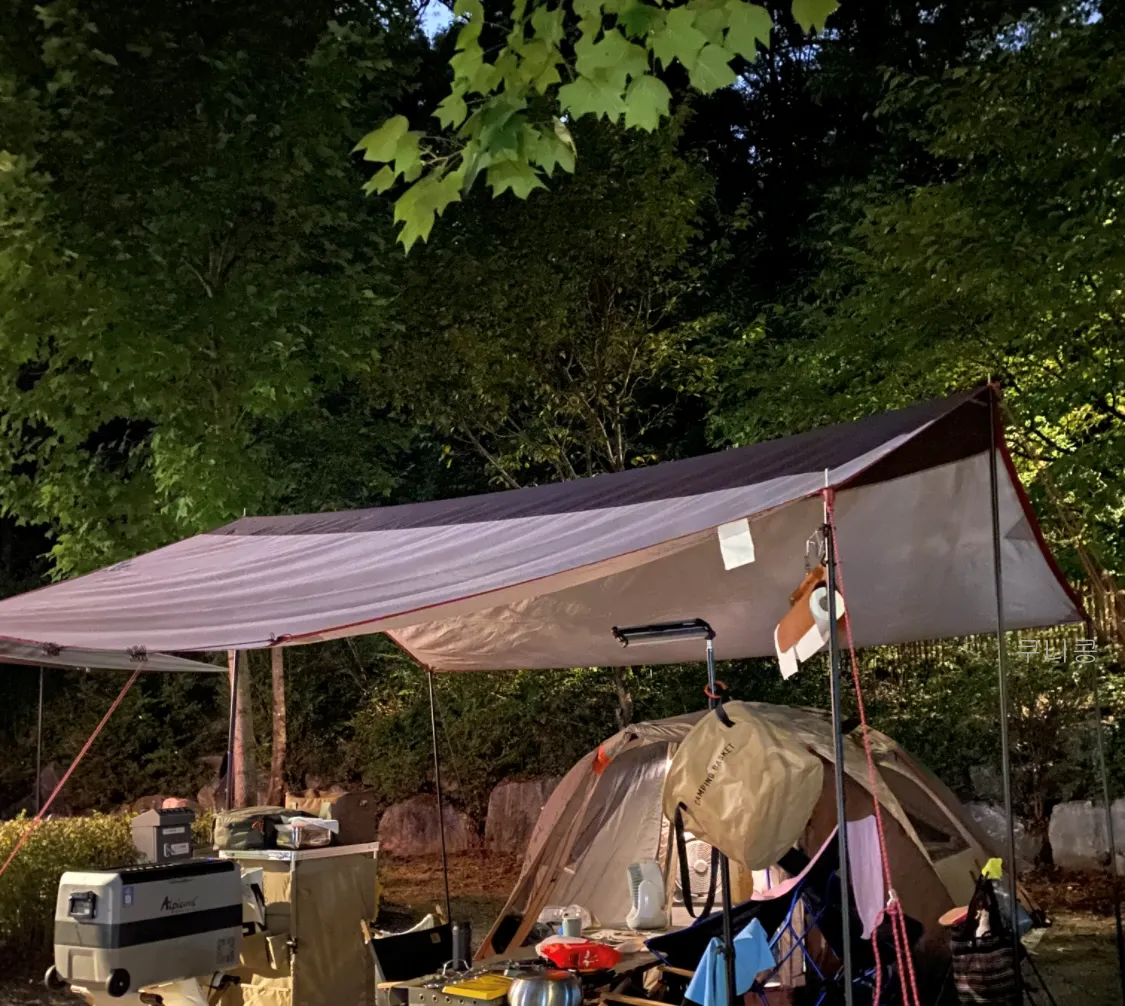 다이소-캠핑용품-추천-가족캠핑-필수템-카라비너-빨래줄-파우치-방수바스켓-사용후기