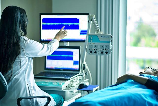 추석 명절 연휴 주말 실시간 24시간 운영: 가까운 응급실&amp;#44; 병원&amp;#44; 약국 찾는 방법과 응급실 뺑뺑이 현상 대처 방안 