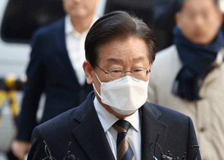 이재명 대표 법정 출두 모습