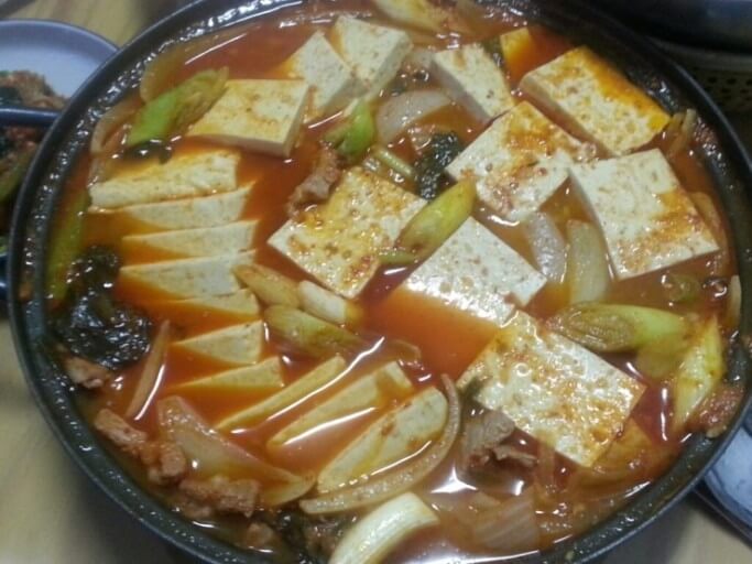 두부김치찌개9