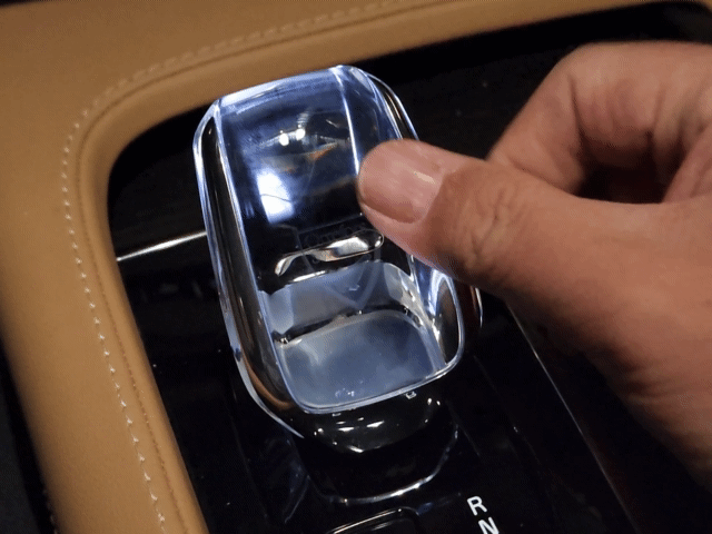 볼보 XC90 2023 중립 기어 넣는 방법