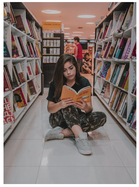 2024년 인문학 분야에서 특히 인기 있었던 책