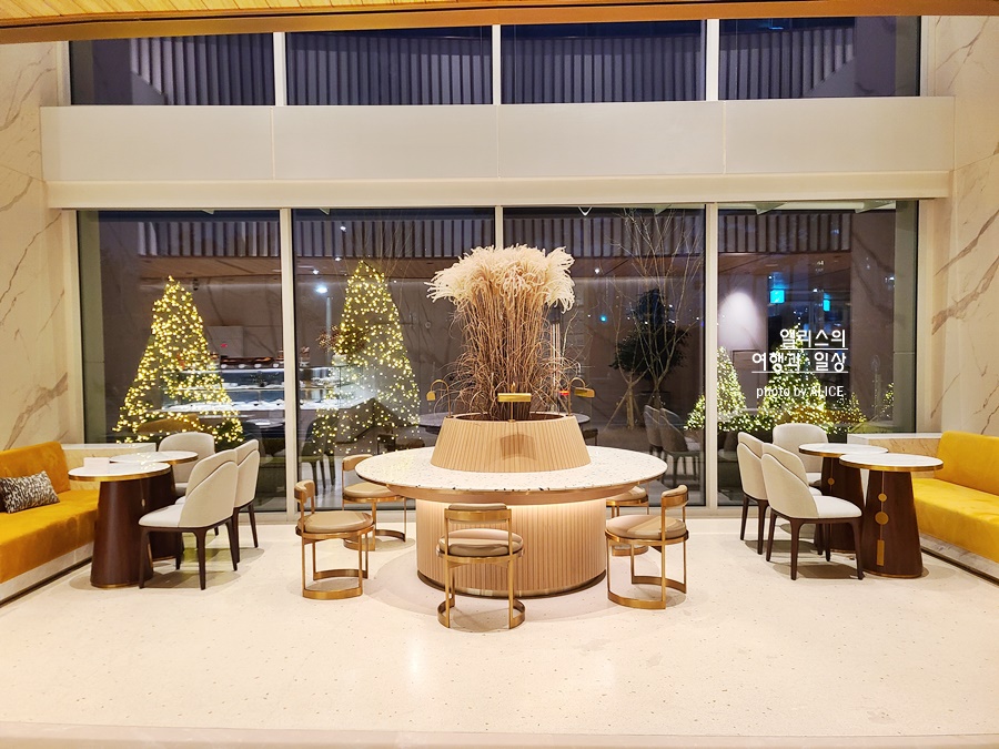 한강뷰 호캉스 호텔 나루 서울 엠갤러리 부아쟁 레스토랑 인피니티풀 추천