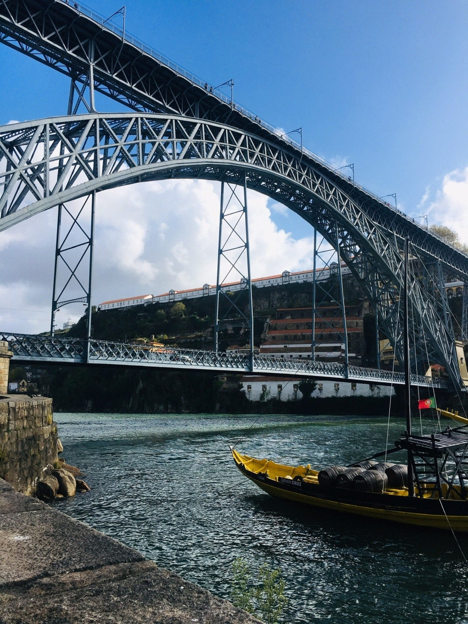 동루이스 다리의 모습