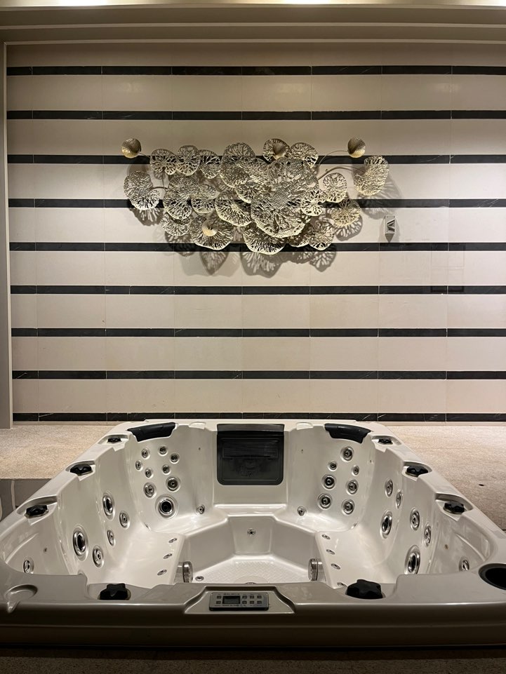 히자우안-마크로링크-메디니-자쿠지