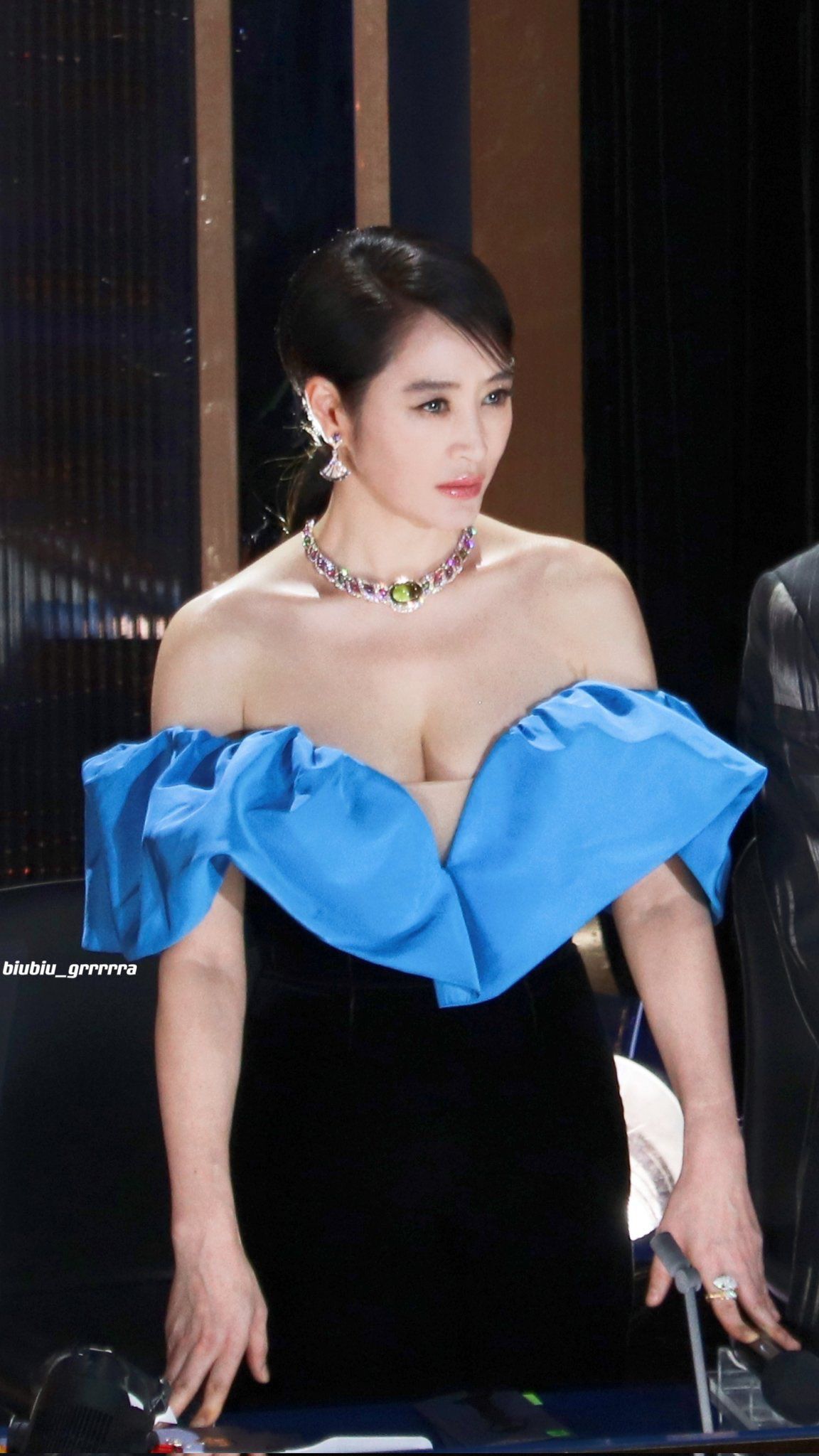 김혜수 엄마 빚 근황 나이 학력 유해진 결혼 가족관계 데뷔부터 근황까지 총정리