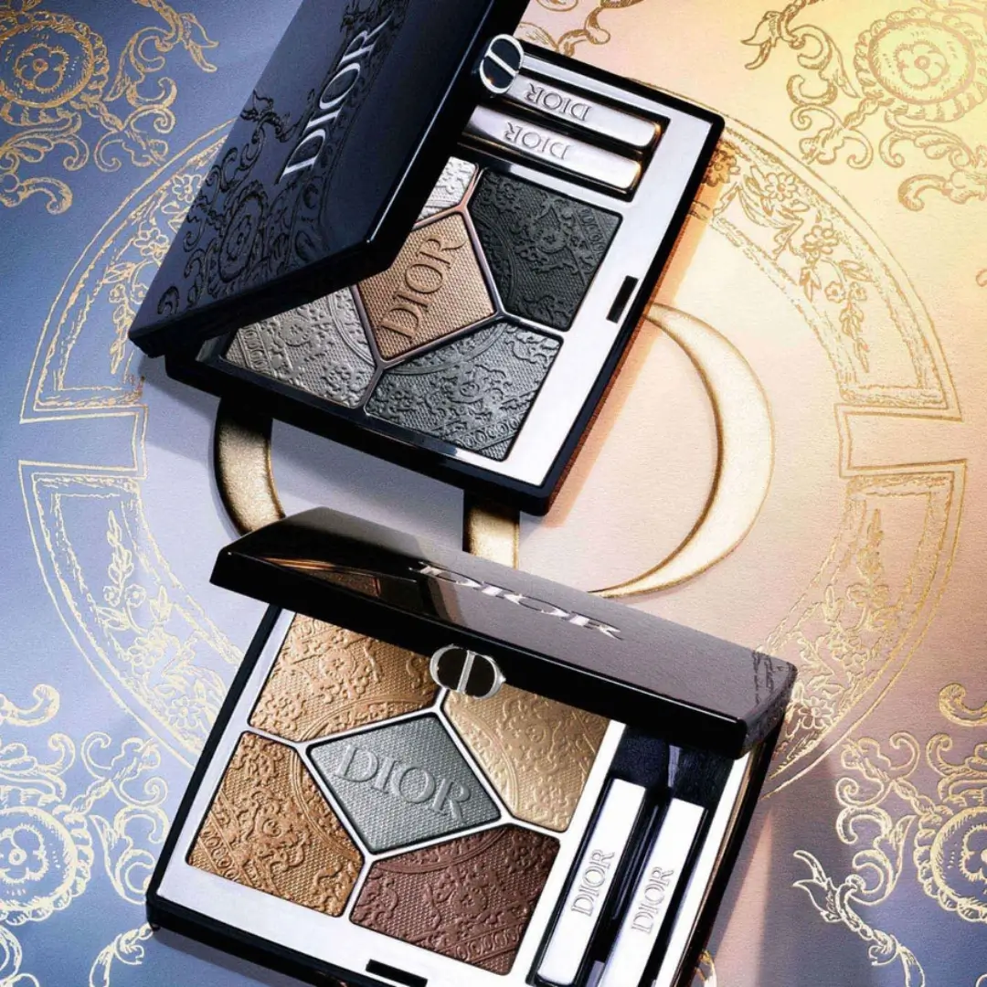 디올 홀리데이 2023