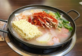 부대찌개