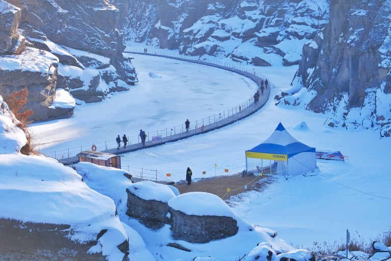 철원 한탄강 얼음트레킹 축제