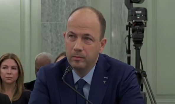 라스 모라비 테슬라 차량 엔지니어링 부사장, 미국 상원 청문회 증언 (출처: 공식 영상 캡처)