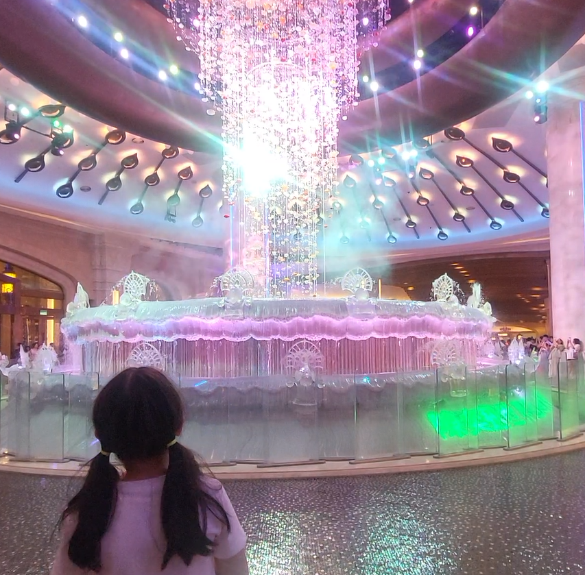 마카오 갤럭시 호텔 다이아몬드 쇼 시간 ! 아이와 함께 본 화려한 무료 공연