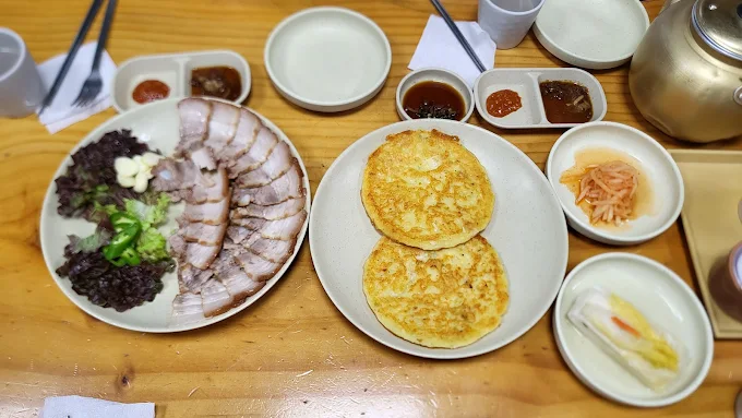 강원도 홍천 메밀집 '장원막국수'