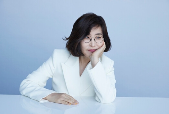 이선희-J에게-서울가요제-대상곡-1984년-명곡-리메이크-발라드-데뷔곡-가사-코드-라이브-공연-레트로-무대-놀면뭐하니-MBC-기타-악보-통기타-7080-가요-세대공감-추억-클래식-명반-레슨-연주영상-커버-무대영상