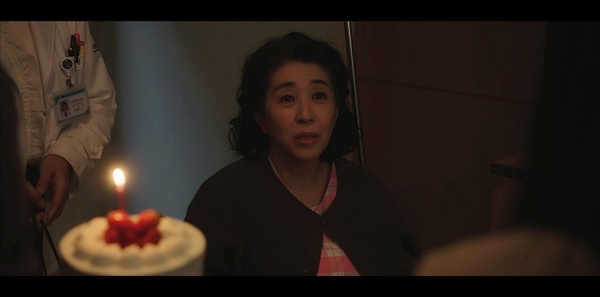 선물을-받는-덕례