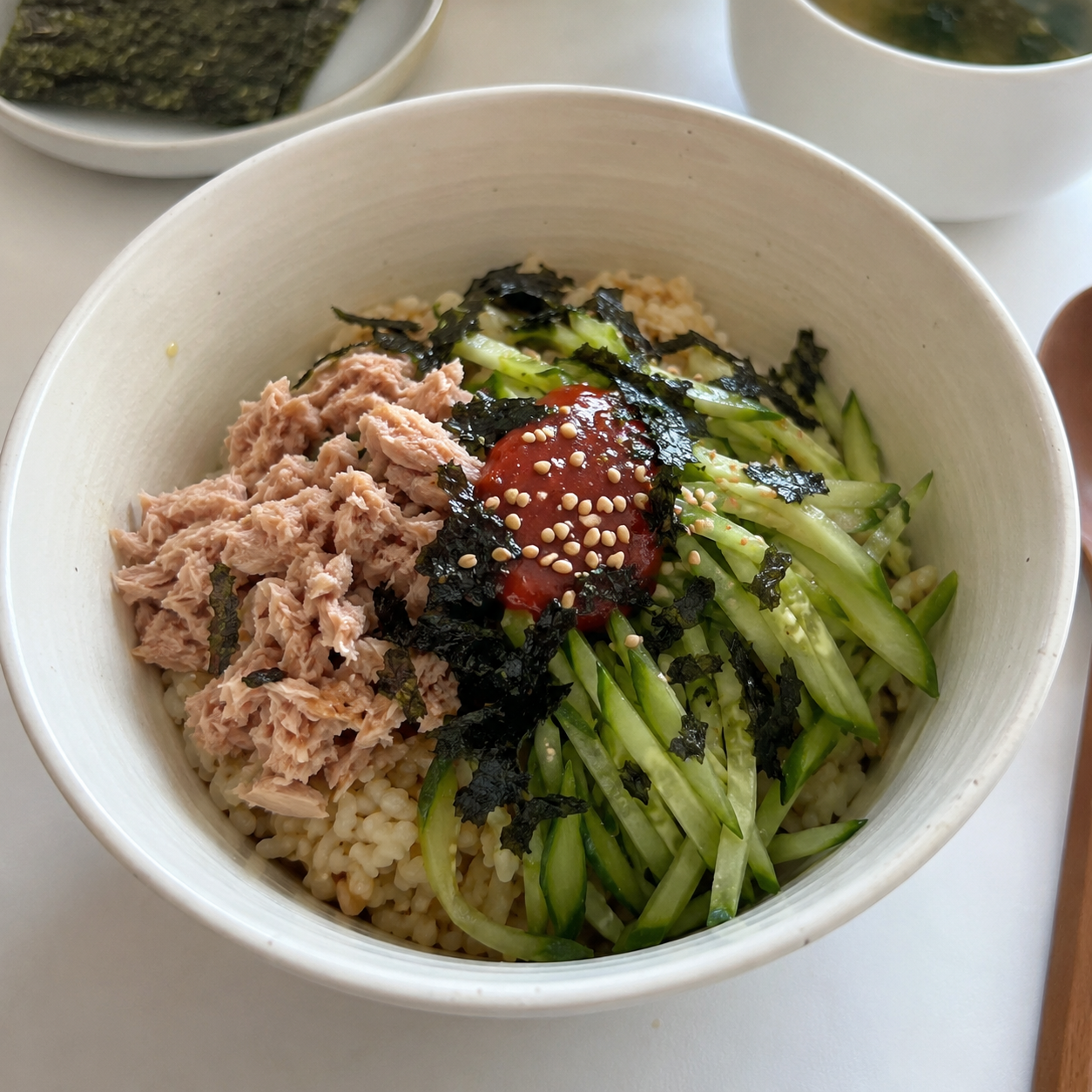 참치오이비빔밥 만드는 방법