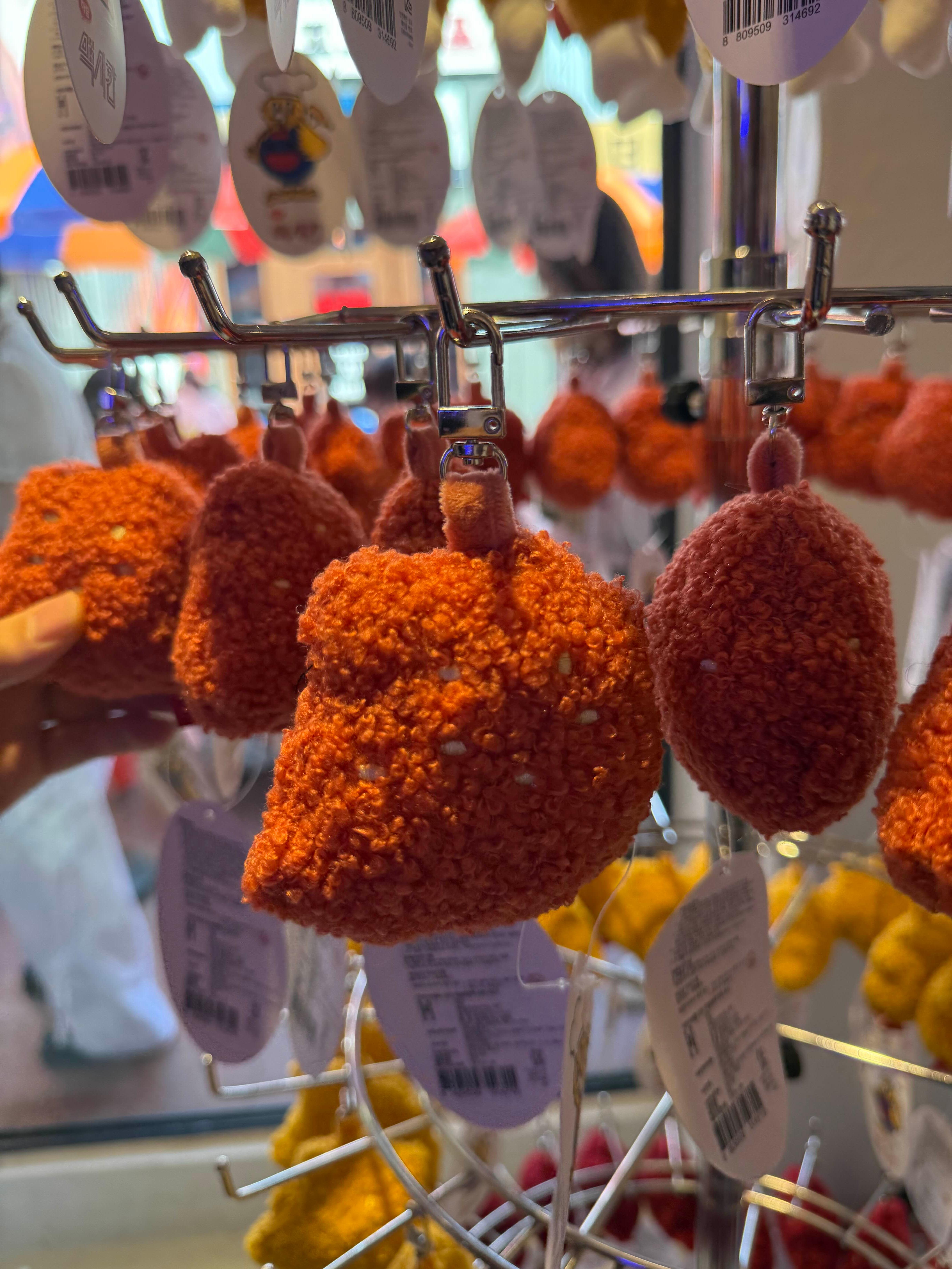 치킨모양의 키링