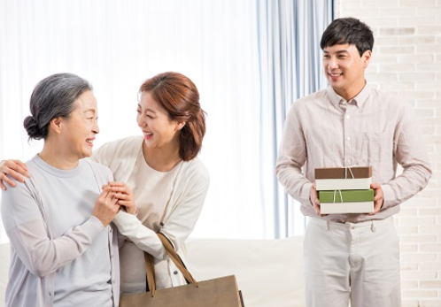 노인맞춤돌봄서비스 생활지원사