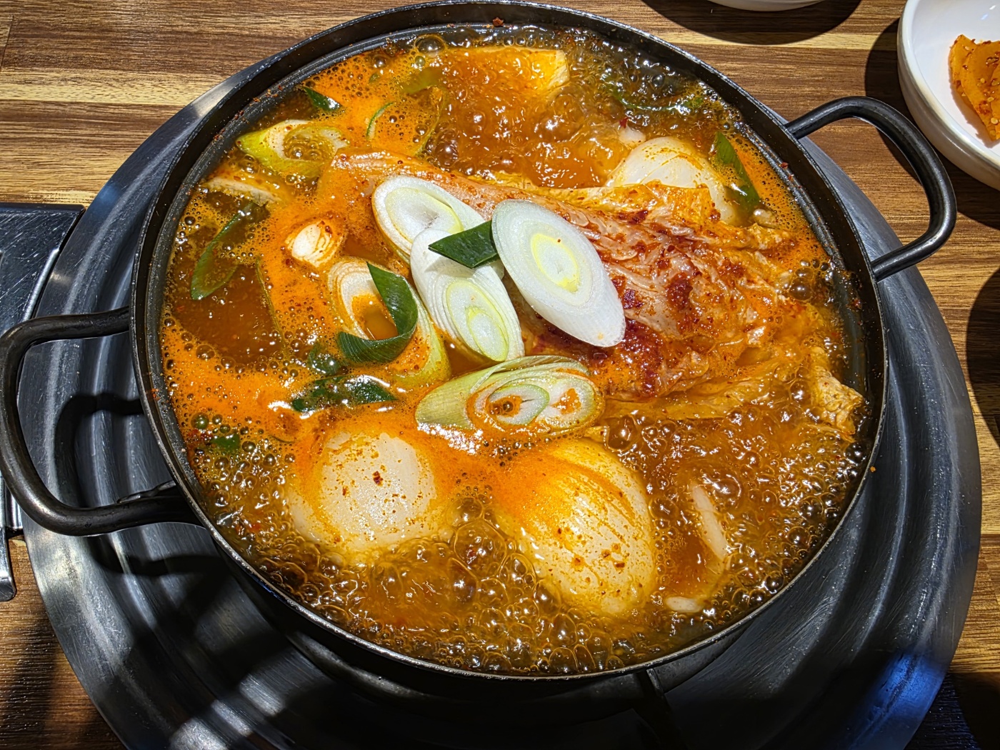 전골 끓는중