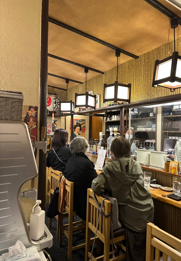 도쿄-현지-이자카야-분위기
