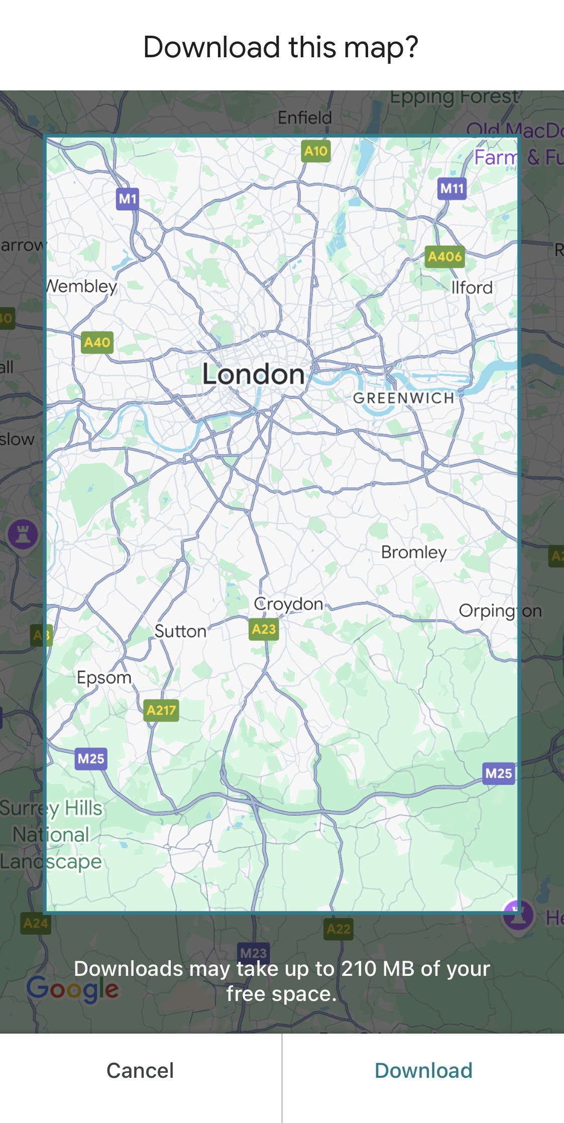 "Download this map?"이라는 메시지와 함께 다운로드할 영역이 표시돼요. 런던 지역의 경우 210MB의 저장 공간이 필요하다고 안내되어 있어요. 이는 제가 앞서 설명했던 것처럼 대도시는 100MB 이상의 용량이 필요하다는 것을 보여주는 좋은 예시예요. 적절한 영역을 선택한 후 하단의 "Download" 버튼을 눌러 다운로드를 시작할 수 있어요.
