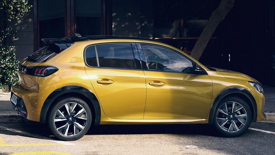 푸조 Peugeot 208 리콜 측면사진 출처 다음자동차