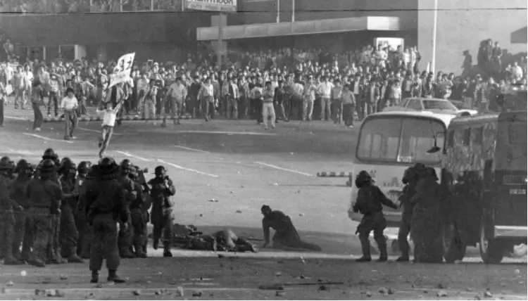 12&middot;12-쿠데타-이후-광주민주화운동-사진