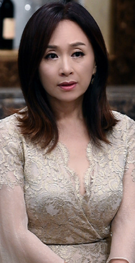 40대후반인줄 알았는데 환갑이 넘은 톱스타들 TOP 9