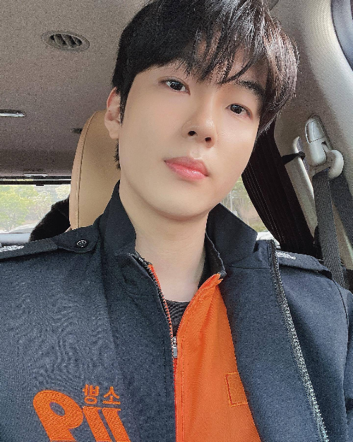 배우 김진우