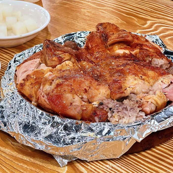 식객 허영만 백반기행 안재모 편 장작구이 통닭 참나무 찹쌀 누룽지 열무김치 어묵탕 잔치국수 막국수 고양 서오릉 맛집 소개