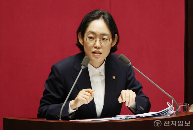 조지연 국회의원 윤석열 체포 저지 관저 시위