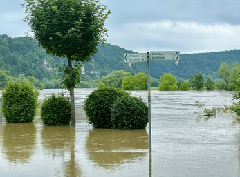 침수대비 폭우시 대처요령 - 차량침수&amp;#44; 반지하주택&amp;#44; 지하차도&amp;#44; 지하주차장등 