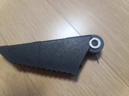 무선 충전식 전기톱 조립방법