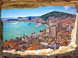 스플리트: 고대 로마와 해변이 공존하는 항구 도시 (출처:트립닷컴/나무위키/N잡러 여행가)