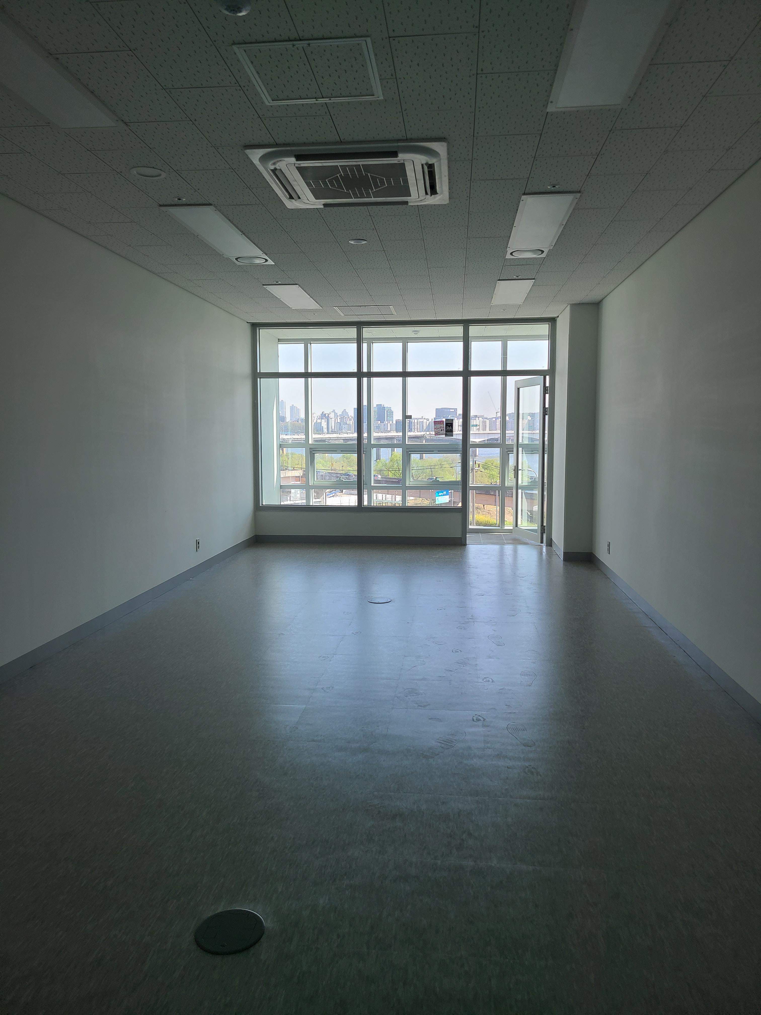 덕은 리버워크 섹션오피스 내부3