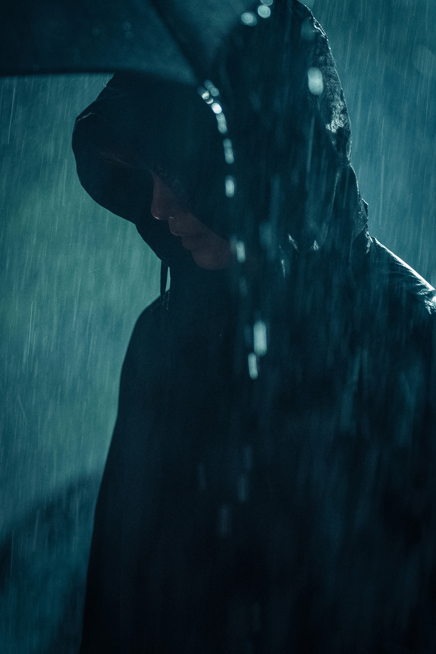 동수를 공격하는 범인