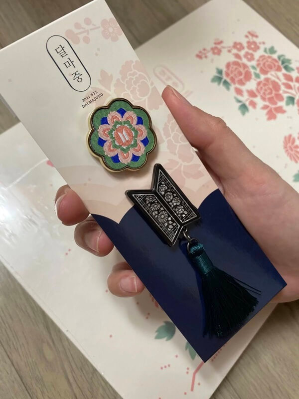 꽃모양_배지