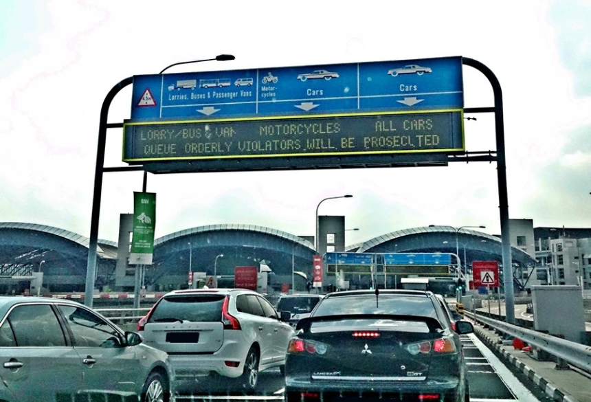 싱가포르 렌터카 여행, IU와 ERP 이것만 알면 운전 걱정 없다!