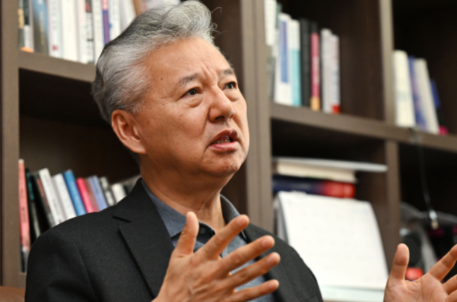 홍성국 국회의원 프로필