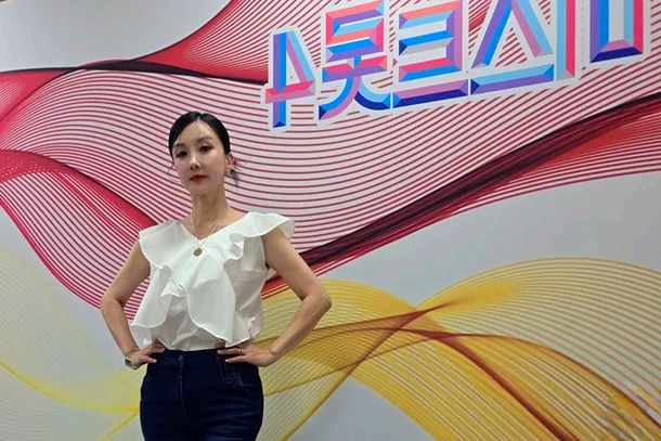 이현경