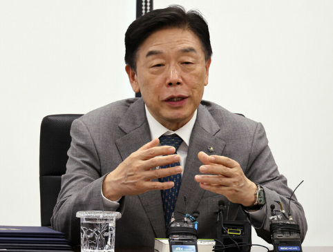 김형석 독립기념관장