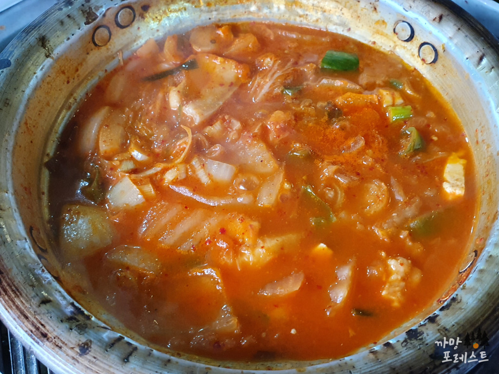 대평 흑돼지 김치찌개