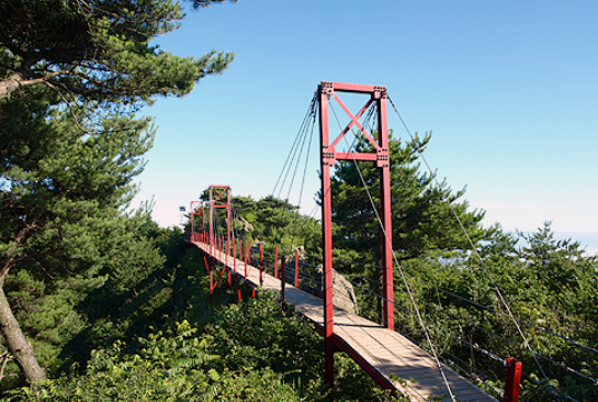 부아산