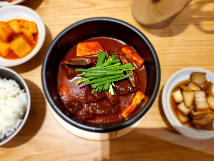 2TV 생생정보 2007회2024년3월15일 고수의 부엌 매운갈비찜 온심옥