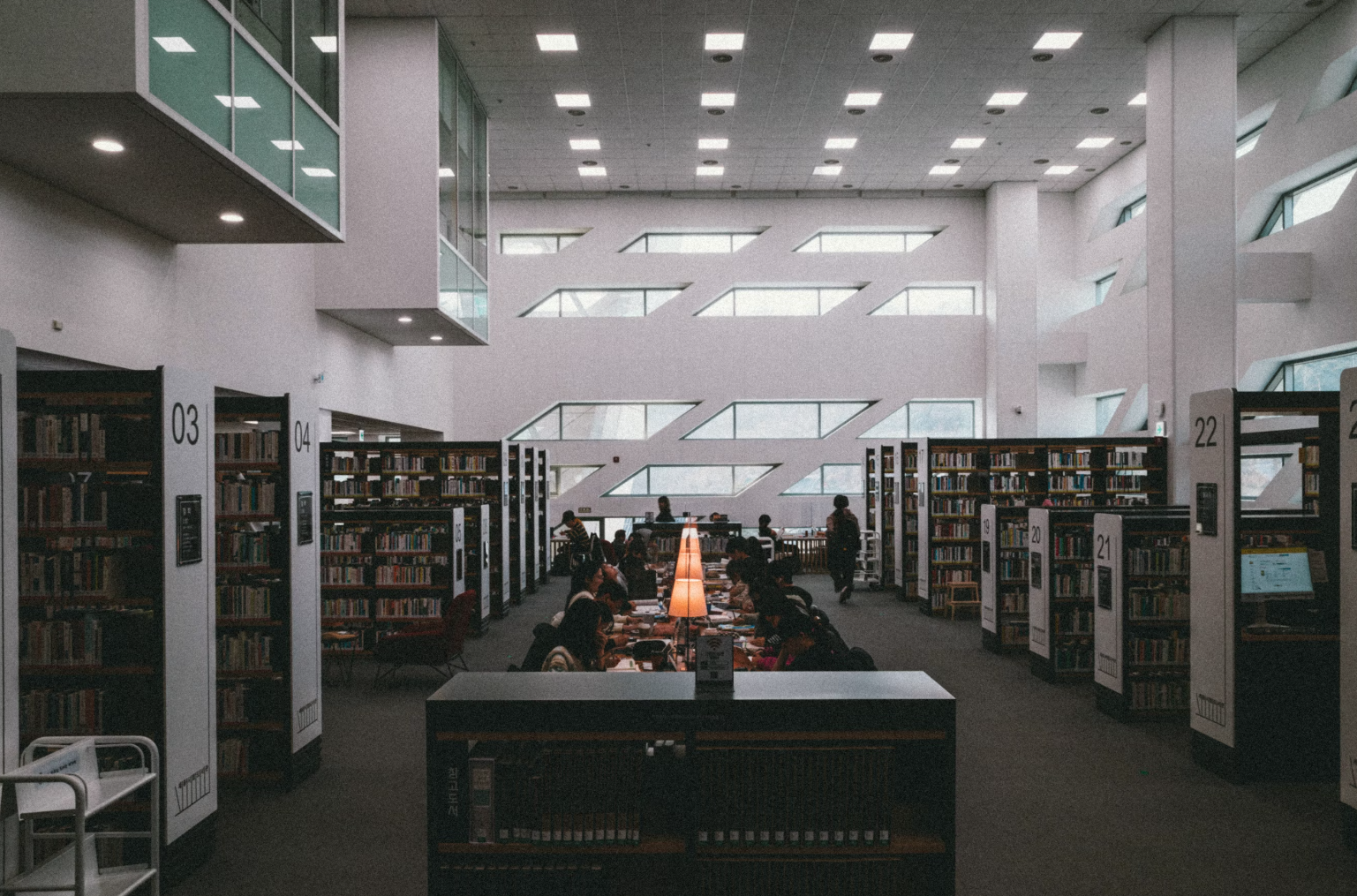 ๋ํ๊ต ๋์๊ด ๊ด๋ จ ์ด๋ฏธ์ง